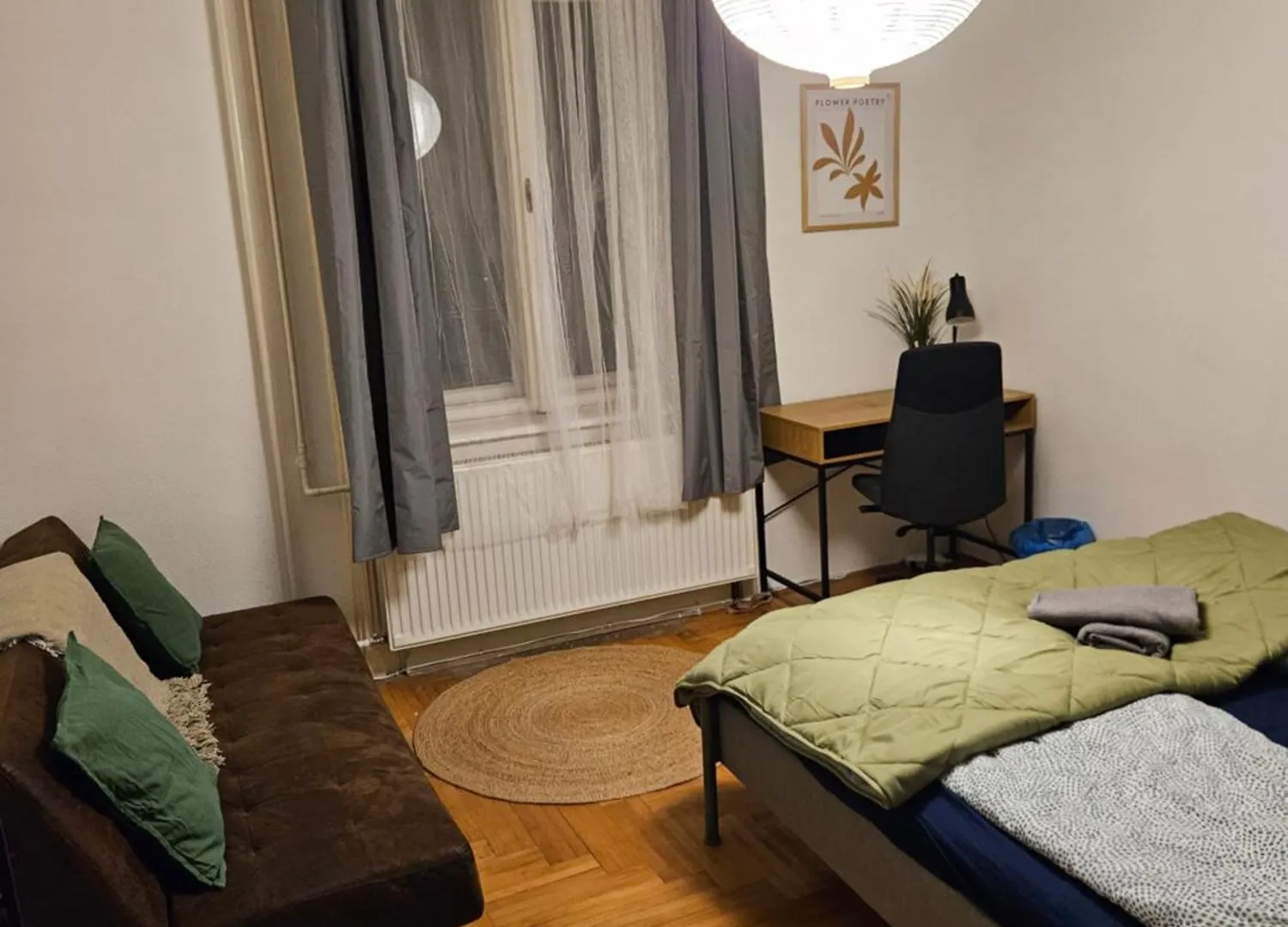 Downtown Gem Rooms Budapest Hostel
