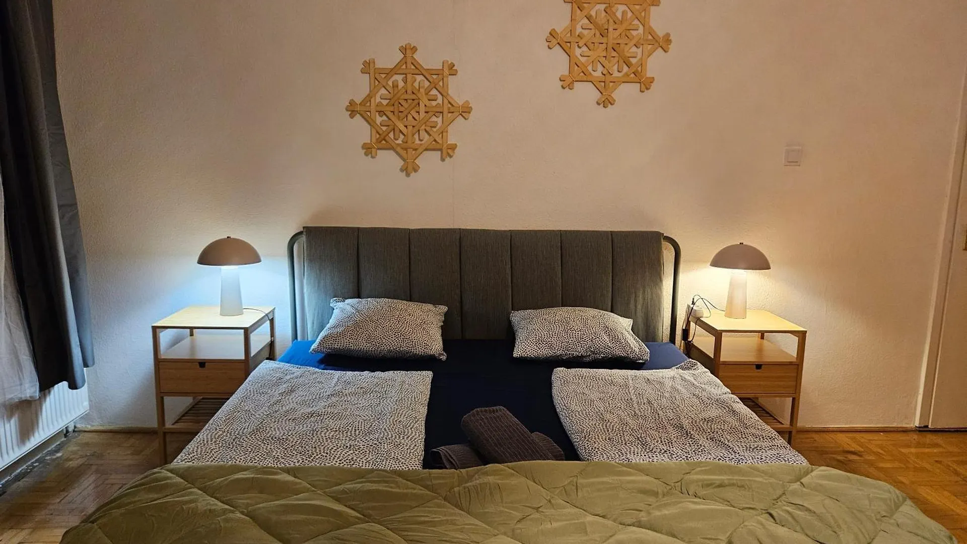 Hostel Downtown Gem Rooms Budapest